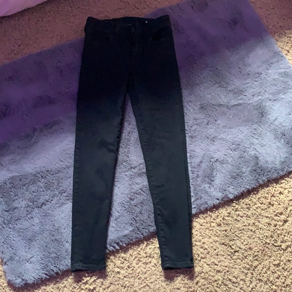 these are not high rise!no tags,never worn tho.